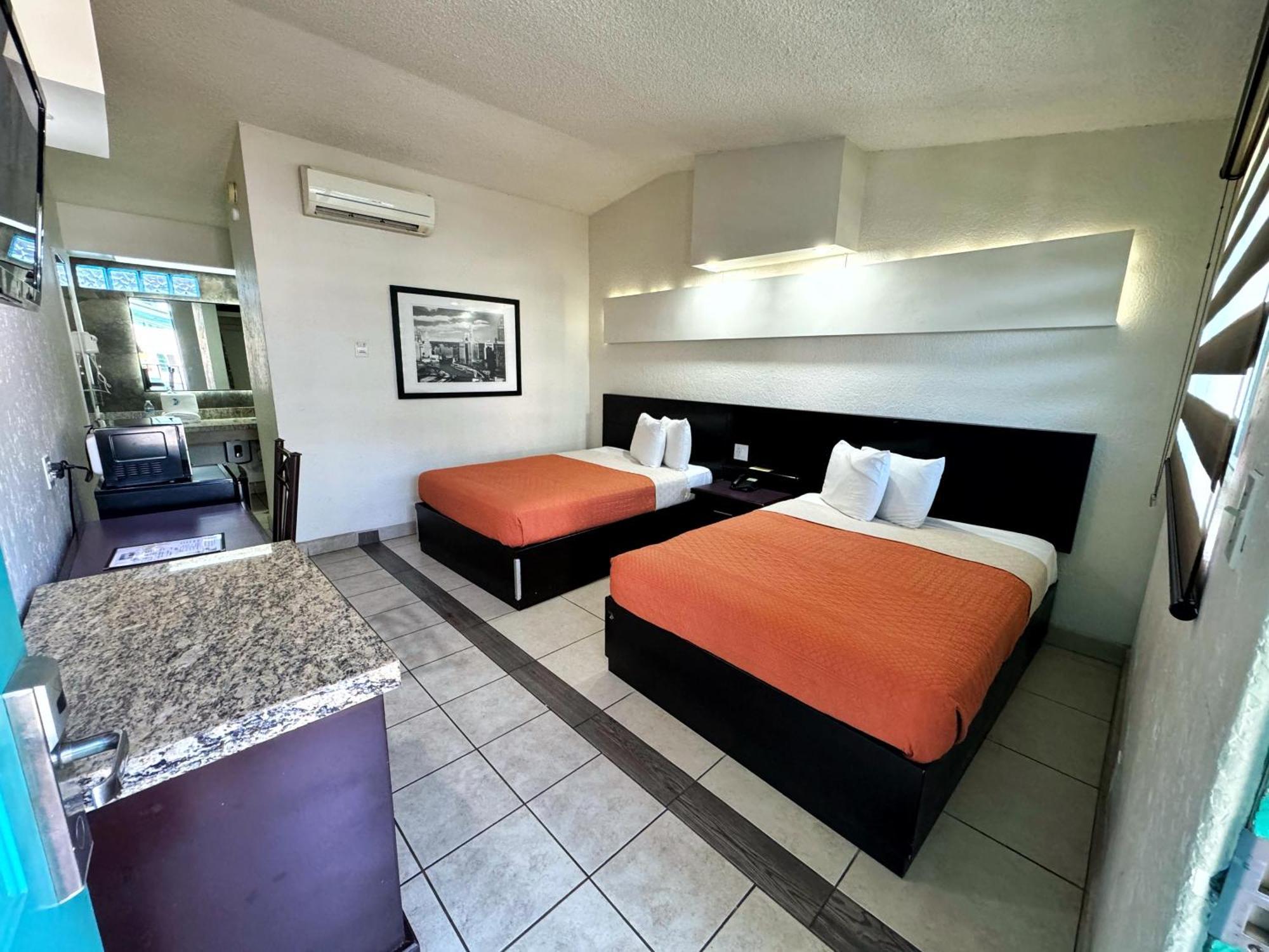 R De Hotel Tijuana